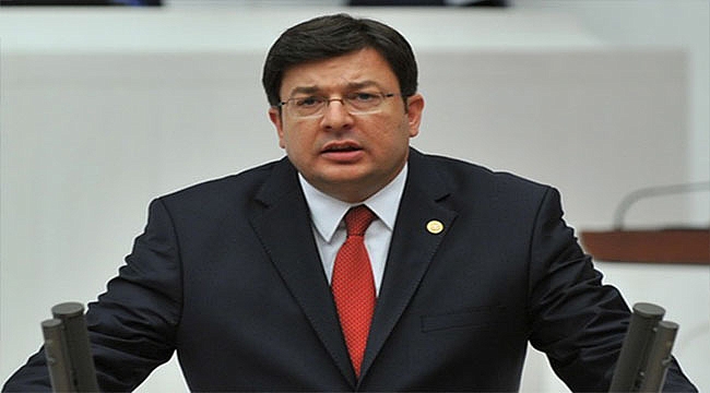 CHP'Lİ ERKEK: "İYİ Kİ CHP VAR!"