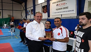 Karate Trakya Ligi Finali Biga'da yapıldı