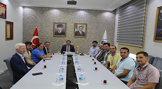 Şampiyon Sporculardan Vali Orhan TAVLI'ya Ziyaret