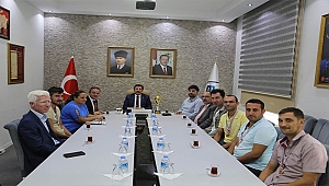 Şampiyon Sporculardan Vali Orhan TAVLI'ya Ziyaret