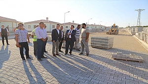 Vali Orhan TAVLI, Ayvacık-Yukarıköy'de Deprem Konutlarını İnceledi