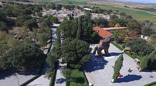 Vali Orhan TAVLI'dan Doğa Koruma ve Milli Parklar Şube Müdürlüğüne Ziyaret