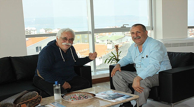 "Atatürk'le kalın, Cumhuriyetle kalın, hoşça kalın"