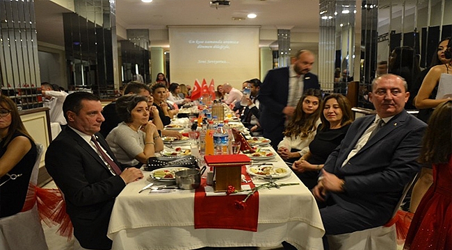 Biga'da Cumhuriyet Balosu