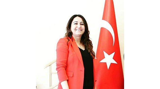 Çanakkale Ak Parti İl Kadın Kolları Başkanı Gülsüm ÜSTÜN'ün 29 Ekim Cumhuriyet Bayramı Kutlama mesajı