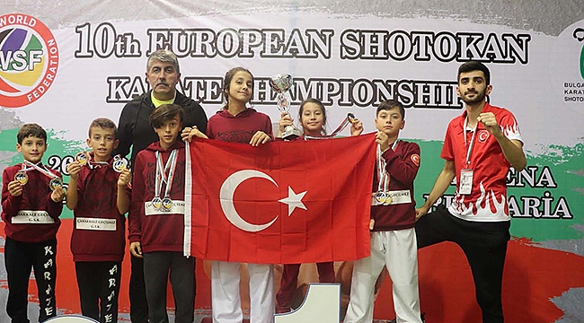 ÇANAKKALE GEÇİLMEZ GSK SPORCULAR WSF AVRUPA KARATE ŞAMPİYONU OLDU