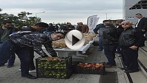 ÇOMÜ Kantinciler Derneği'nden Öğrencilere Elma İkramı