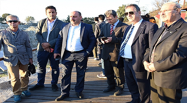 KONFERANS : "SANATIN VE KÜLTÜRÜN KARDEŞLİĞİ"
