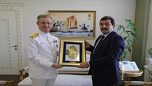 Kuzey Deniz Saha Komutanı Tümamiral Tayyar Ertem'den Valiliğe Ziyaret