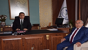 Lapseki'de 19 Ekim 'Muhtarlar Günü' kutlamaları