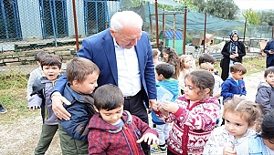 Lapseki'de ana okulu öğrencilerinden hayvan barınağına ziyaret