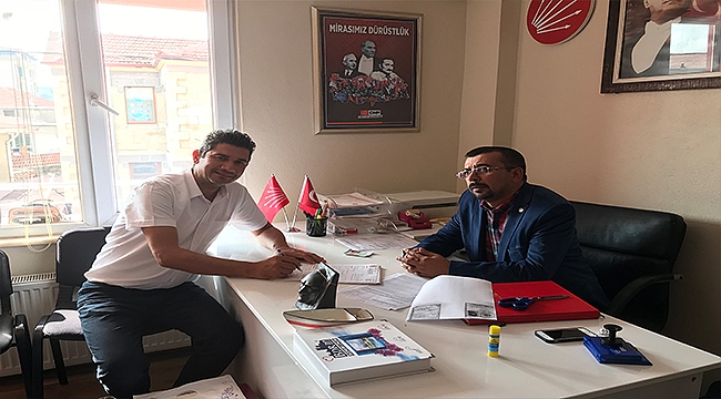 Şampiyon sporcu Emre Bozkurt Küçükkuyu belediye başkan aday adayı oldu