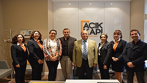 Valilik Personeli,İşaret Dili Eğitimi Katılım Belgelerini Aldı