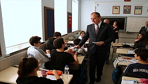 9 ortaokulda Nutuk dağıtıldı