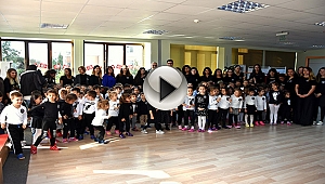 Atam Kreşin Minikleri Ata'yı Andı