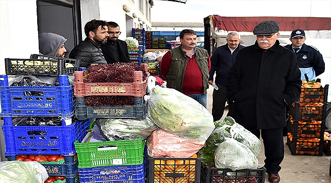 Başkan Gökhan'dan Hal Esnafına Ziyaret