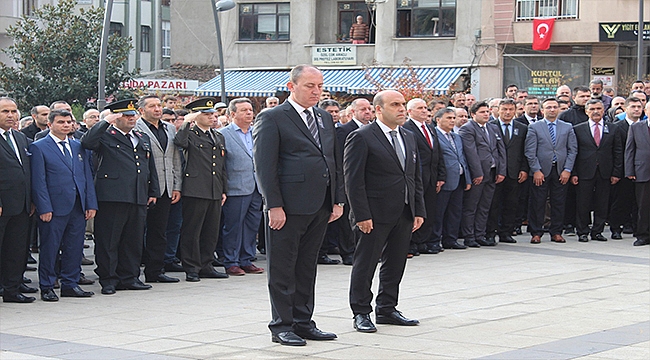 Biga'da 10 Kasım Atatürk'ü anma töreni