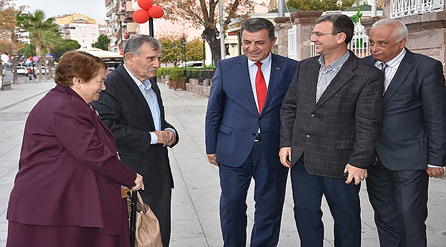 "ESKİ BAŞBAKAN YILDIRIM AKBULUT'TAN NEZAKET ZİYARETİ"