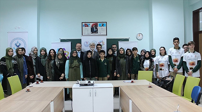 GENÇ KALEMLER "YAZARLIK OKULU"NDA BULUŞTU