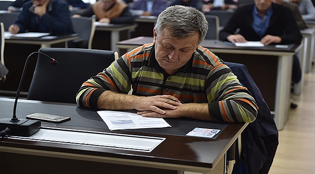 Şoför Adayları Yazılı Ve Uygulamalı Sınavdan Geçti