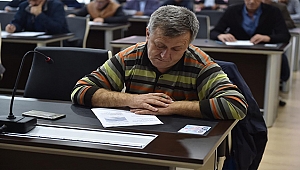 Şoför Adayları Yazılı Ve Uygulamalı Sınavdan Geçti