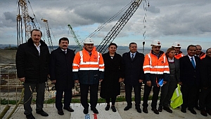 Ulaştırma Bakanı Turhan, 1915 Çanakkale Köprüsü'nü inceledi