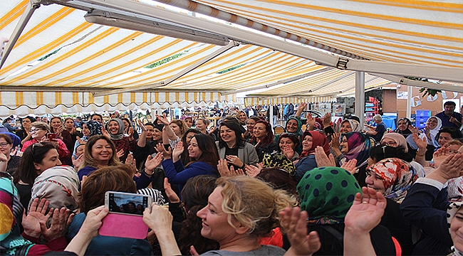 AK PARTİ ÇANAKKALE MİLLETVEKİLİ JÜLİDE İSKENDEROĞLU'NUN 5 ARALIK DÜNYA KADIN HAKLARI GÜNÜ MESAJI