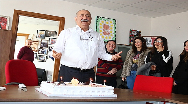 Başkan Mutan'a doğum günü sürprizi
