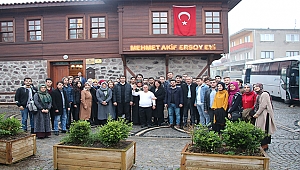 İSKENDEROĞLU'NDAN ANLAMLI MESAJ