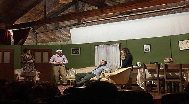 Toros Canavarı Küçükkuyu'da Sahnelendi