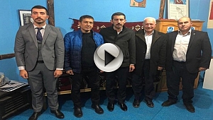 Ülkücü gençler uyuşturucuyla mücadeleye dikkat çekti