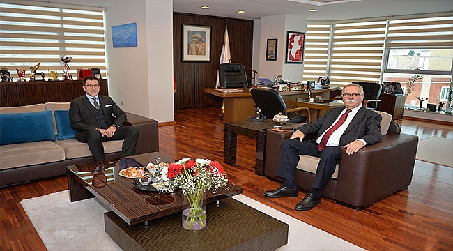 BAŞKAN GÖKHAN İDARE MAHKEMESİ BAŞKANI AKÇER'İ MAKAMINDA AĞIRLADI