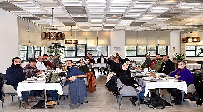 BAŞKAN KUZU, ÇALIŞAN GAZETECİLER İLE BİR ARAYA GELDİ