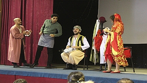 BAŞKAN YAVAŞ'TAN ÇOCUKLARA SÖMESTR TATİLİHEDİYESİ