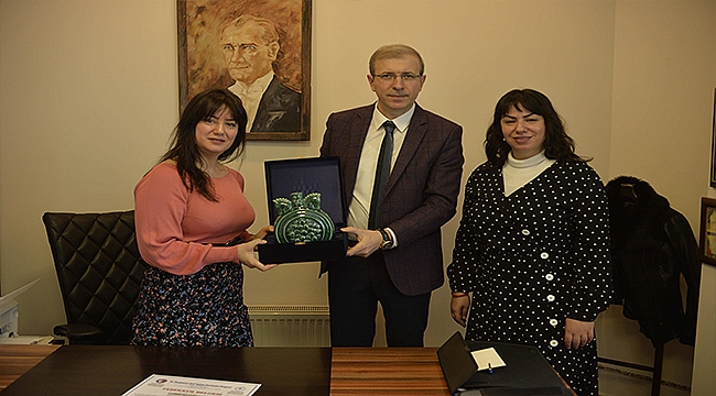 ÇANAKKALE BELEDİYESİNE ÜNİVERSİTEDEN 'TEŞEKKÜR'