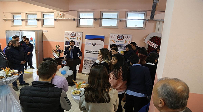 ÇANAKKALE MESLEKİ VE TEKNİK ANADOLU LİSESİNE DESTEK