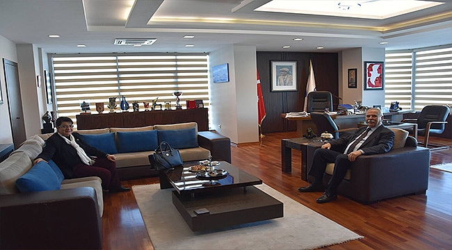 HATAY MİLLETVEKİLİ ŞAHİN'DEN BAŞKAN GÖKHAN'A ZİYARET