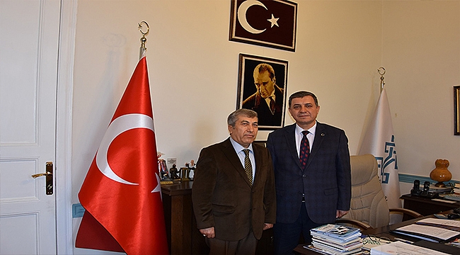 MAHALLİ SANATÇI HÜSEYİN KARABULUT'TAN NEZAKET ZİYARETİ