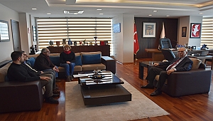 TROAS KÜLTÜR ROTALARI EKİBİNDEN BAŞKAN GÖKHAN'A ZİYARET
