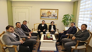 AK PARTİ ÇANAKKALE MERKEZ İLÇE İL GENEL MECLİSİ ADAYLARINDAN VALİLİĞE ZİYARET