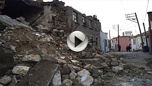 AYVACIK'TAKİ DEPREMİN BİLANÇOSU GÜN AĞARMASIYLA GÖZLER ÖNÜNE SERİLDİ