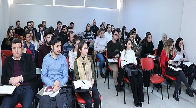 ÇANAKKALE BAROSU STAJYER AVUKATLARLA YENİ YILIN İLK TOPLANTISI GERÇEKLEŞTİRDİ