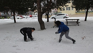 ÇANAKKALE'DE OKULLAR İL GENELİNDE TATİL EDİLDİ