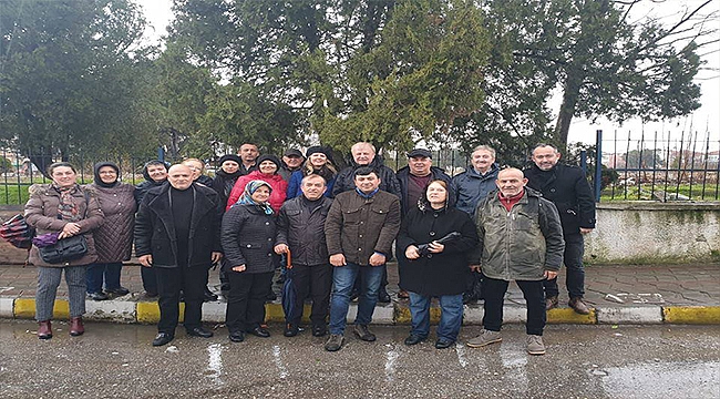 ELİGÜL, ESNAFA ÇAY İKRAM ETTİ