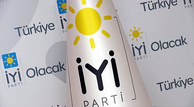 İYİ PARTİ'DE İSTİFA DEPREMİ!
