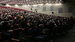 "MANİK ATAK" ÇANAKKALE'DE SAHNE ALDI