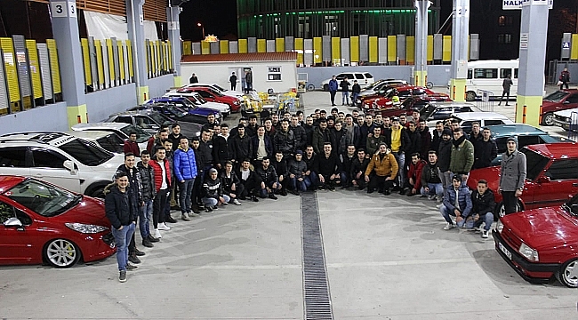MODİFİYELİ ARAÇ TUTKUNLARI BİGA'DA TOPLANDI