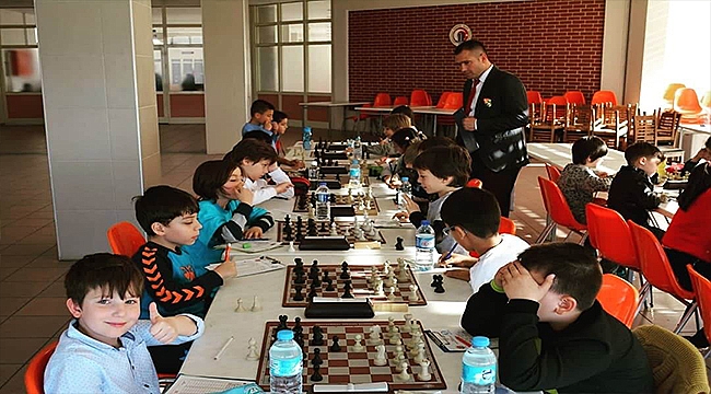 18 MART KUPASI'NDA 3 KATEGORİDE DE DERECE: 2 KUPA 2 MADALYA