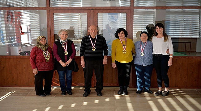 4. GELENEKSEL ALTIN YILLAR SATRANÇ TURNUVASI SONA ERDİ