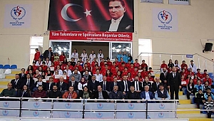 ANADOLU YILDIZLAR LİGİ ÇANAKKALE TAEKWONDO ŞAMPİYONASI SONA ERDİ